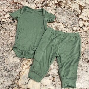 Kyte Baby 0-3 Month Bamboo Outfit